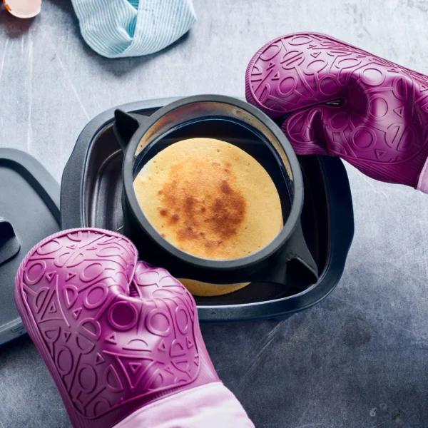 silicone-oven-mitt SILICONE OVEN MITT